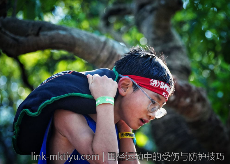 田径运动中的受伤与防护技巧